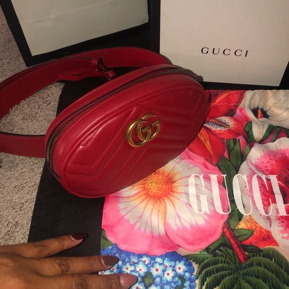 Gucci Red Matelassé Leather GG Marmont Belt Bag - Picture 9 of 16